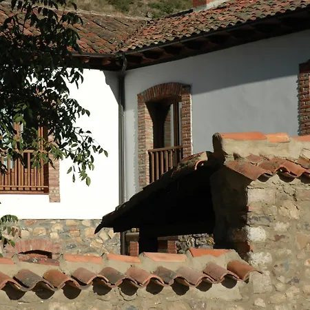 Rural Chousa Vegacervera