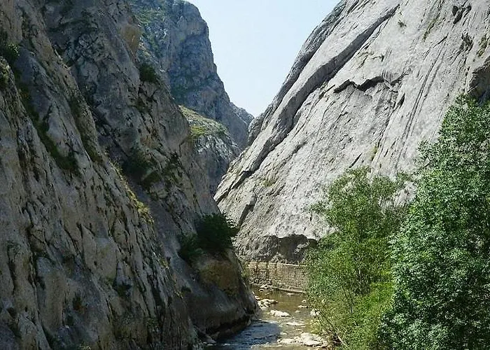 Rural Chousa Vegacervera