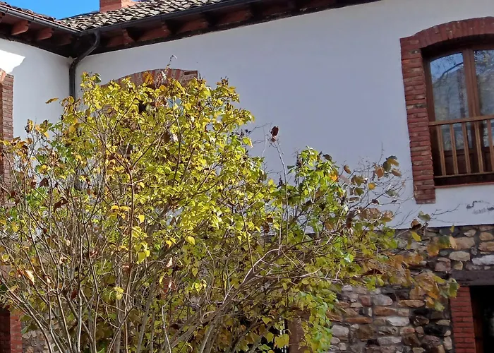 Hotel Rural Chousa *